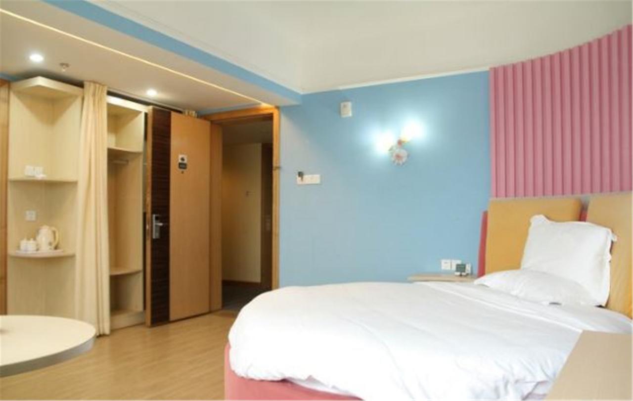 Constellation Theme Hotel - Zhuhai North Railway Station Châu Hải Ngoại thất bức ảnh